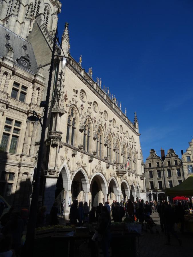 Appart Pop 1 Centre Ville Calme Avec Parking Arras Kültér fotó